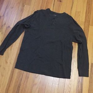 Men’s thermal Henley shirt